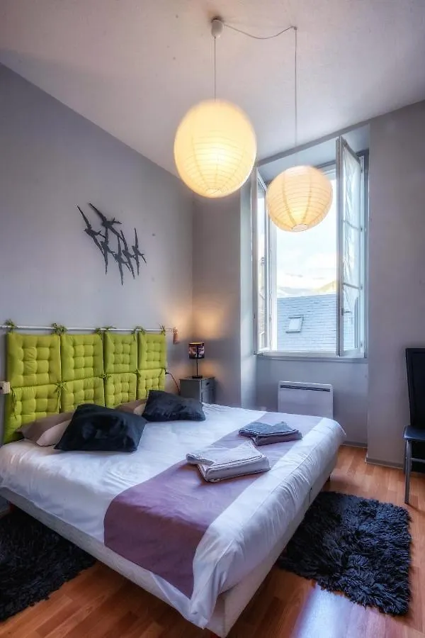 Ideal Appartement 4 Couchages Hypercentre Luchon 0*, Bagneres-de-Luchon